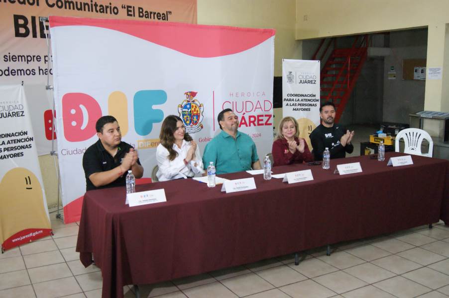 Entregó DIF prótesis dentales a adultos mayores