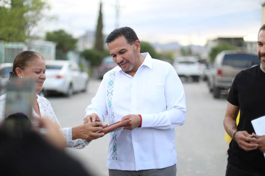 Entrega alcalde 4 calles repavimentadas y remodelación de un parque