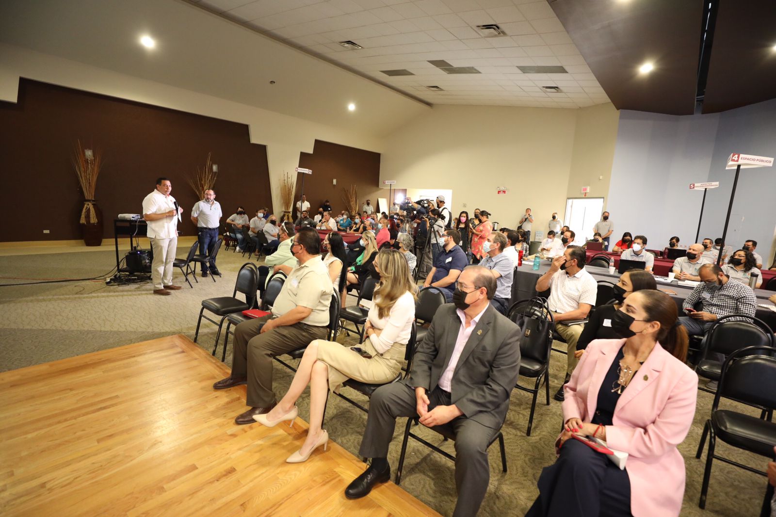 Realizan diálogo con expertos para el Plan de Desarrollo Urbano Sostenible