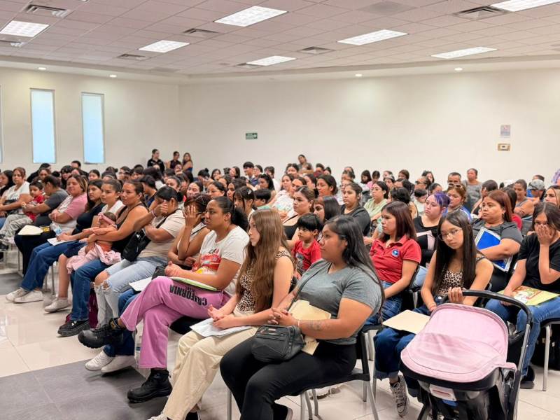 Abren registro que apoyará a 200 madres jóvenes en Ciudad Juárez