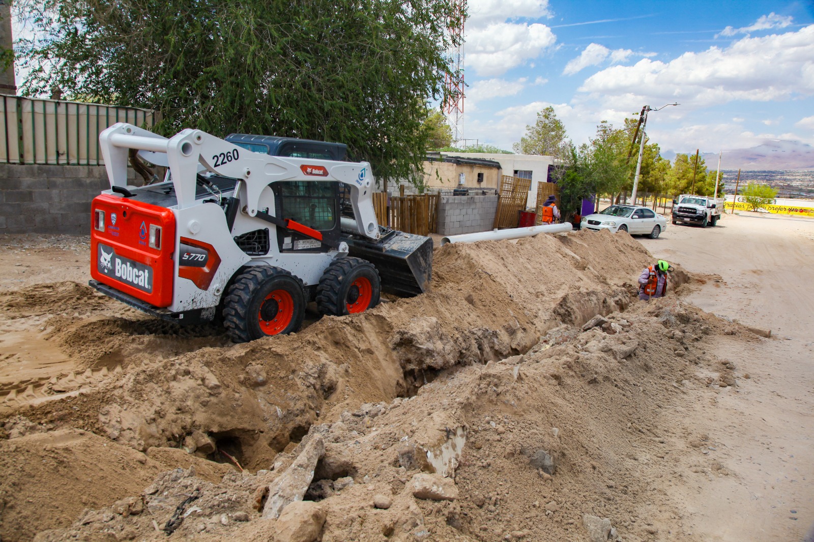 Instala JMAS línea de conducción de agua potable en la zona de ANAPRA.