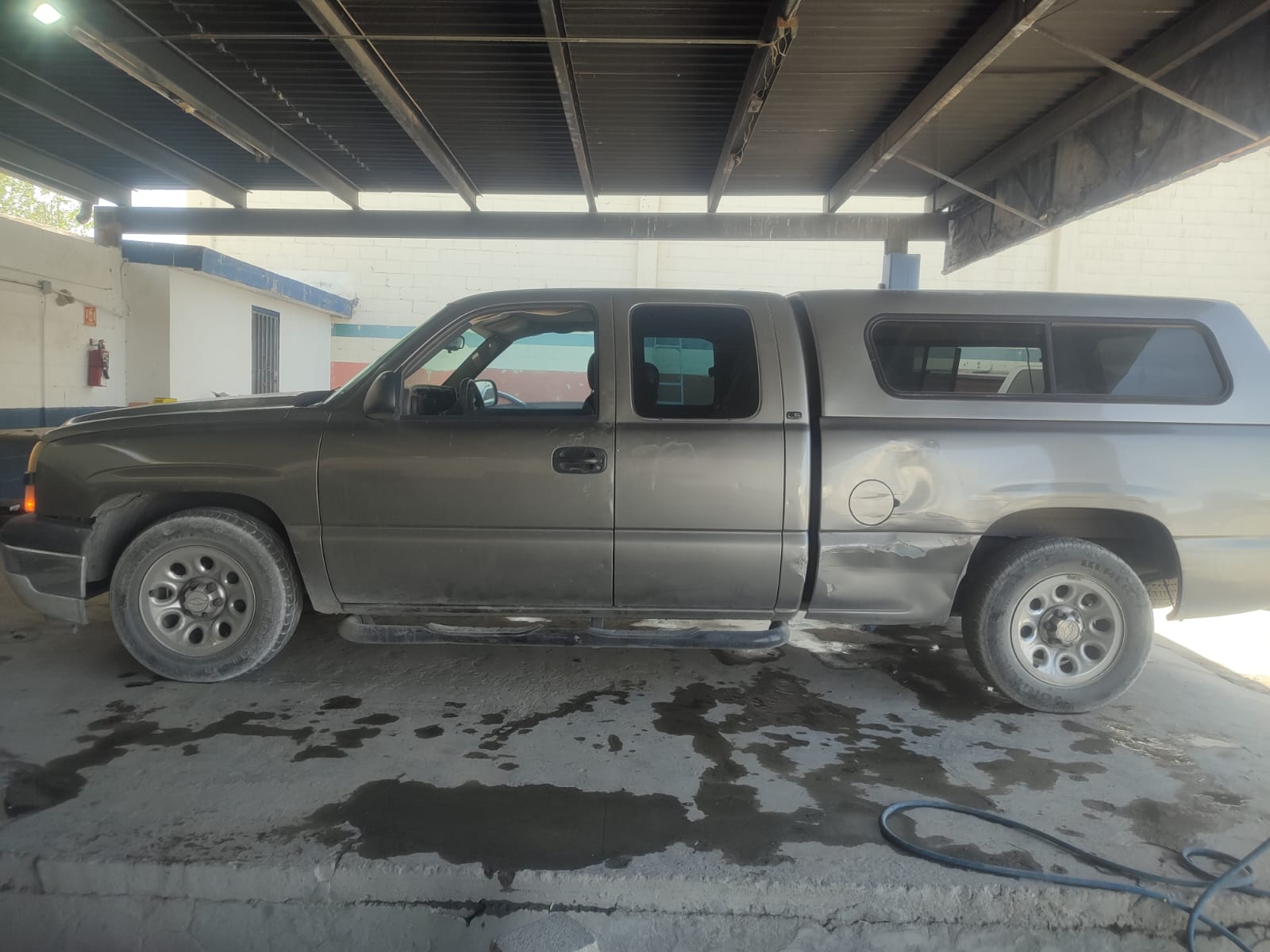 Detectan yonque con vehículos robados