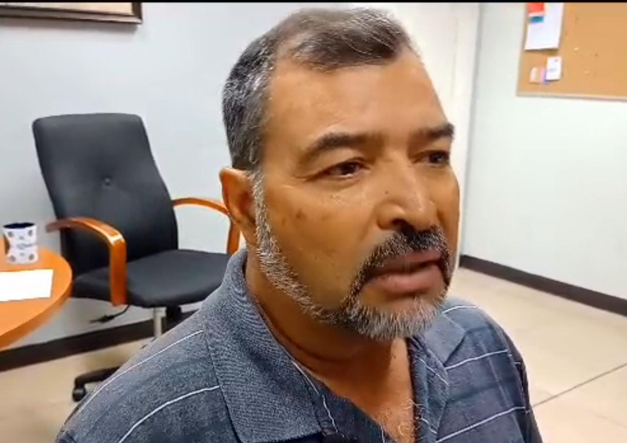 Denuncian concesionarios del transporte extorsión ante la Fiscalía.