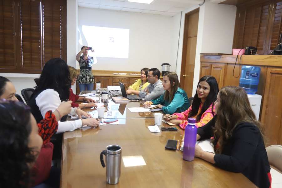 Regidores analizan la implementación de la Norma 046 para personal de Salud del Municipio