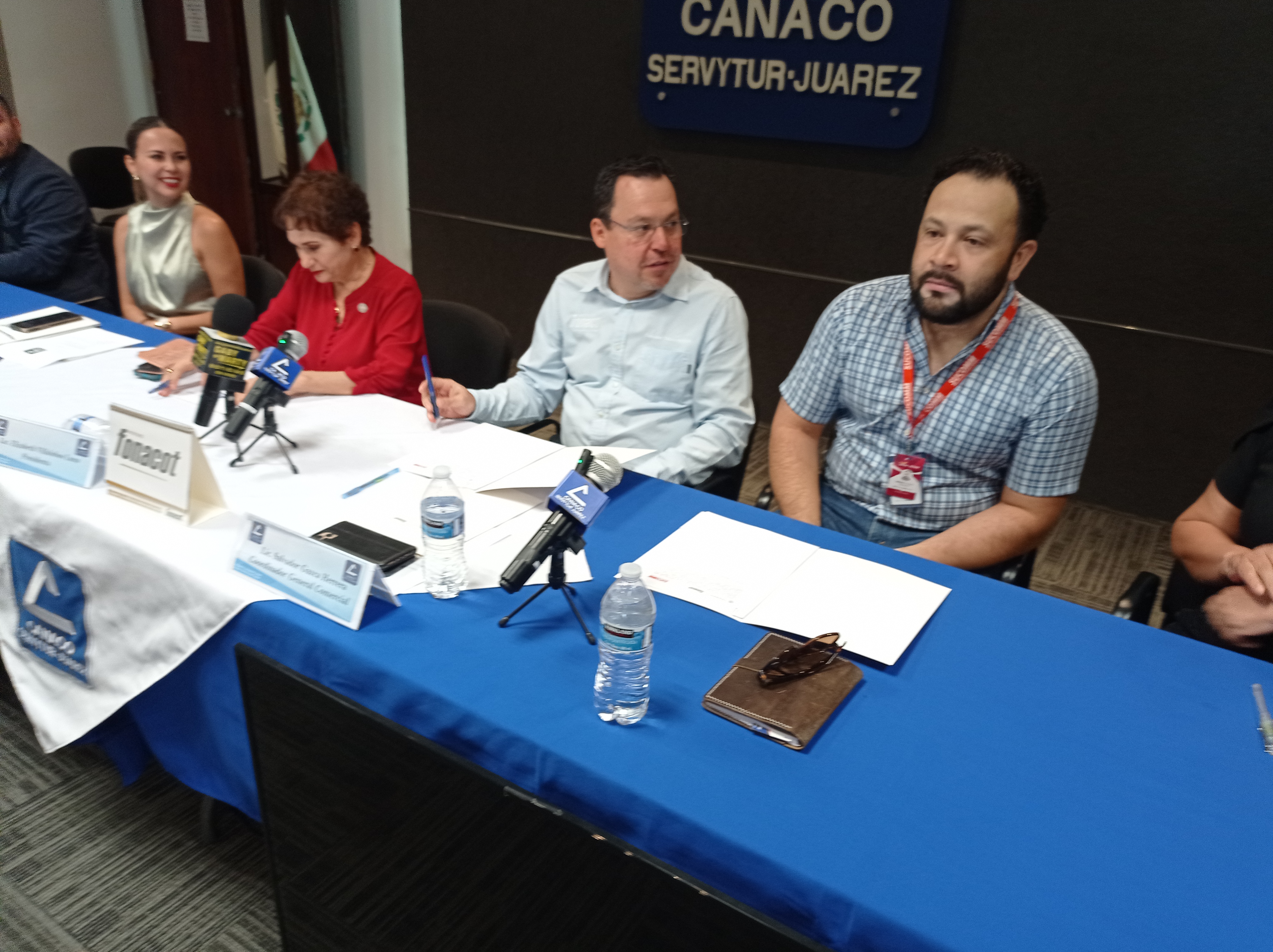 Firman convenios con FONACOT para promocionar financiamientos.