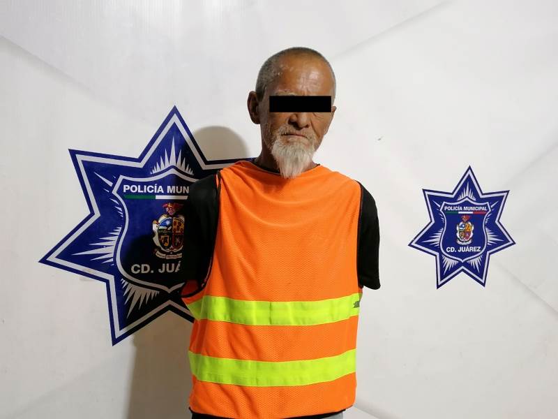 Dañaba botón de emergencia y fue detenido