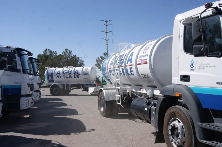Adquirió la JMAS 12 pipas para distribución de agua potable