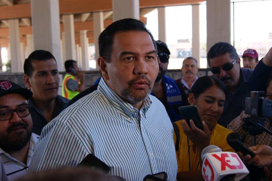 Establecen cobro uniforme en estacionamientos de la Feria Juárez.