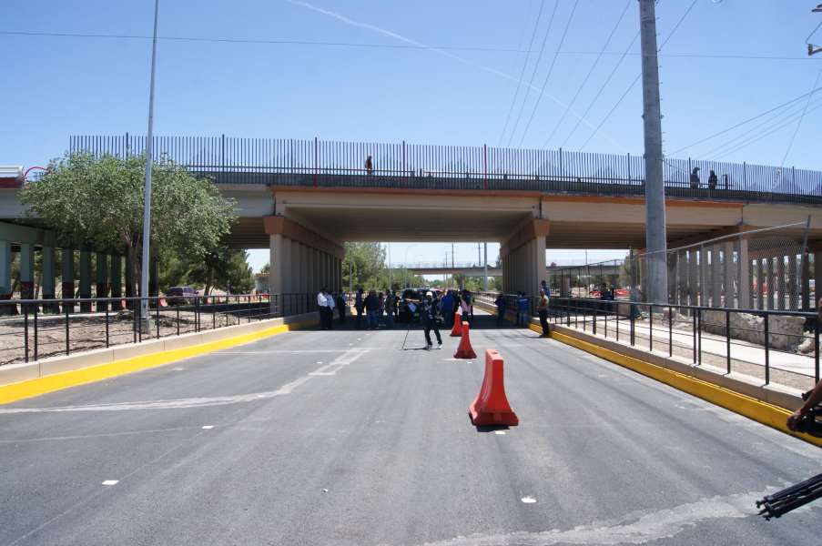 Avance de más del 60 por ciento registran obras del puente Carlos Villarreal