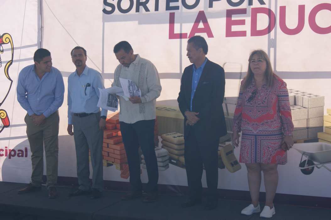 Completan primer paquete de apoyos con recursos del Sorteo por la Educación.