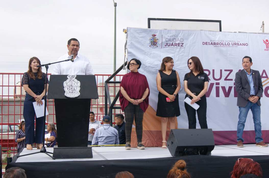 Interesa a juarenses resolver trámites para la adquisición de vivienda.