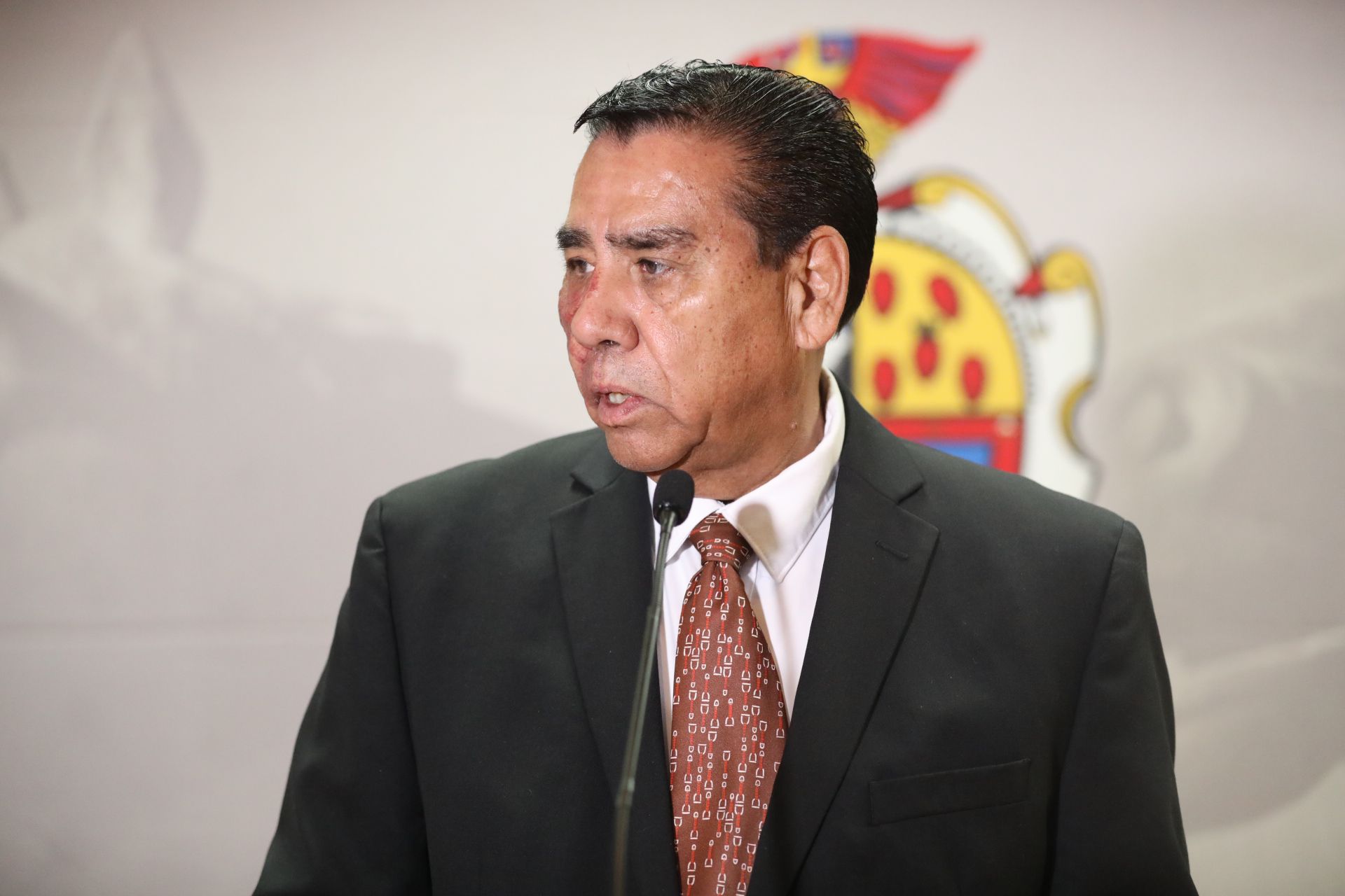 Llama municipio a no pagar de más para acelerar el proceso de regularización vehicular.