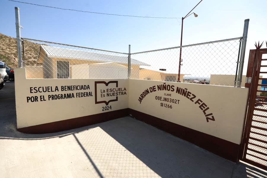 Encabeza alcalde entrega de obras de rehabilitación en escuela secundaria, primaria y jardín de niños