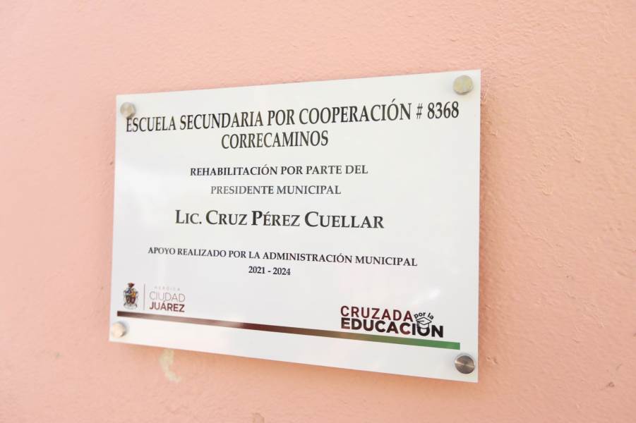 En maratónica jornada alcalde entrega remodelación de escuelas