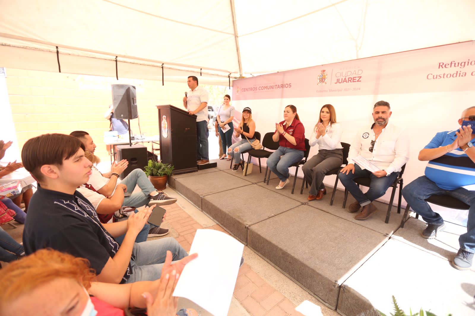 455 niños y adultos vulnerables recibieron un par de zapatos