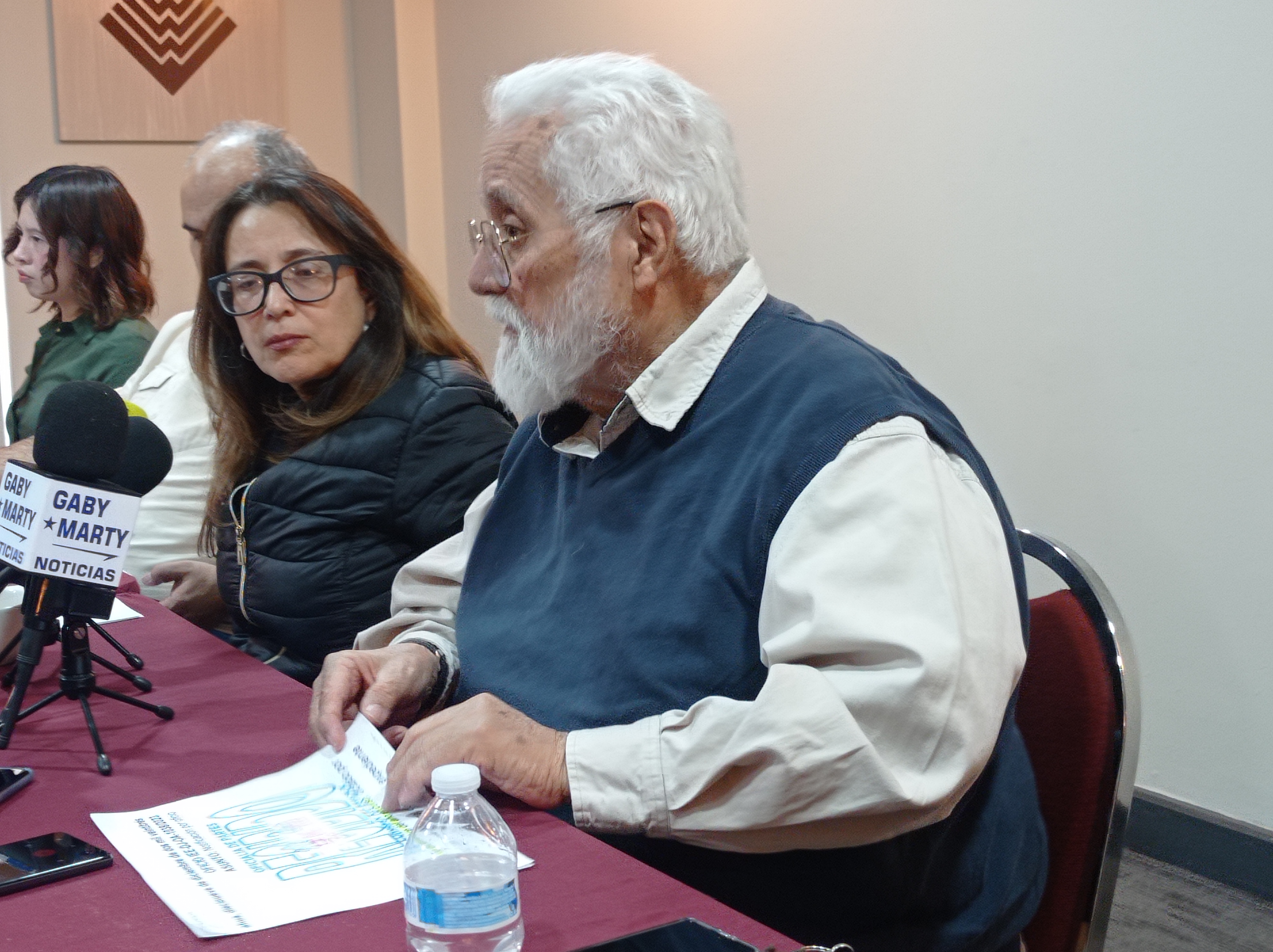 Denuncian diputados que el IEE actúa por consigna para descarrilar a la bancada de MORENA.