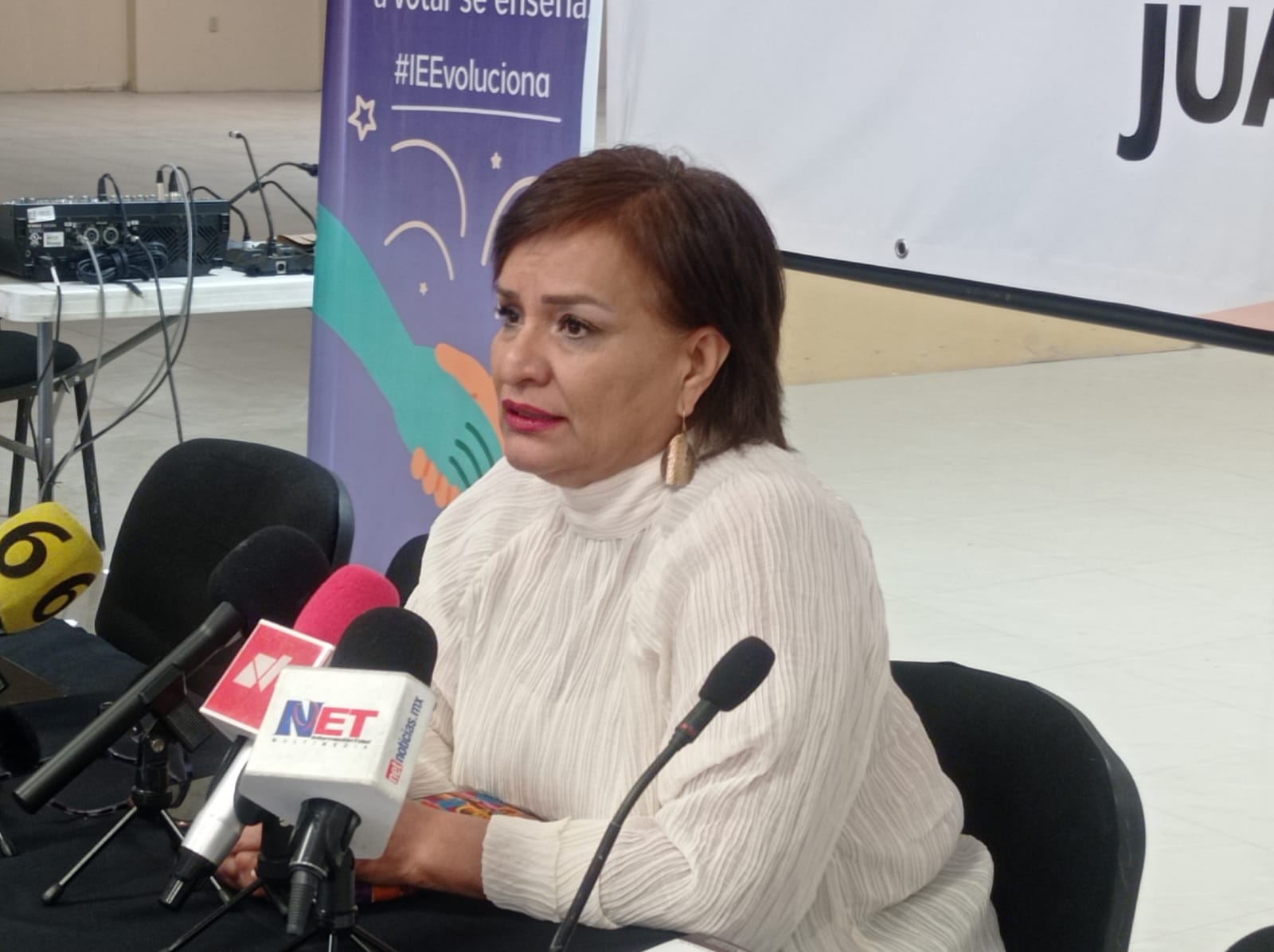 Ofrece IEE vacantes para supervisores y capacitadores de funcionarios de casilla.