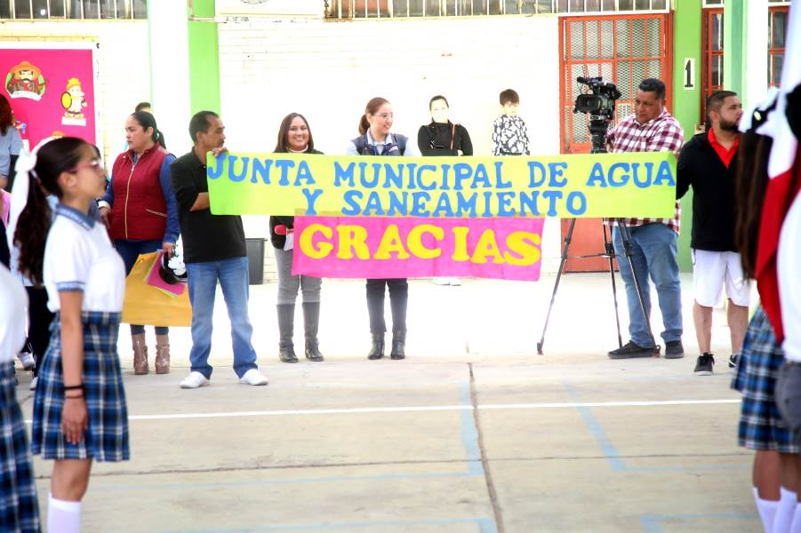 Agradece escuela Emilio Carranza trabajos de la JMAS