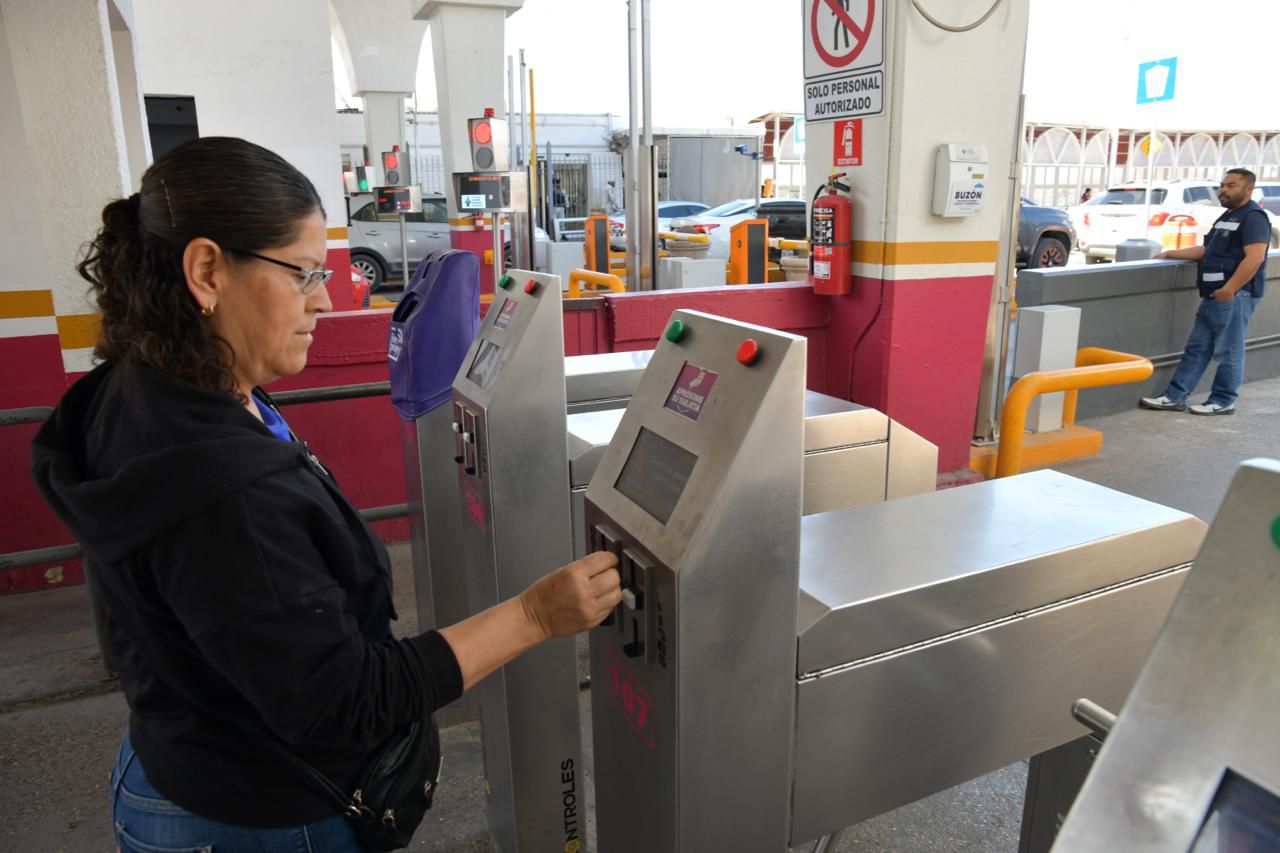Emiten recomendaciones a usuarios de puentes internacionales.