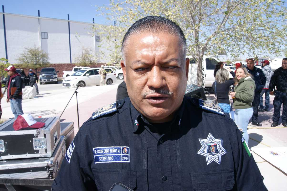 Mantienen vigilancia en el campamento de migrantes en el bordo del Río Bravo.