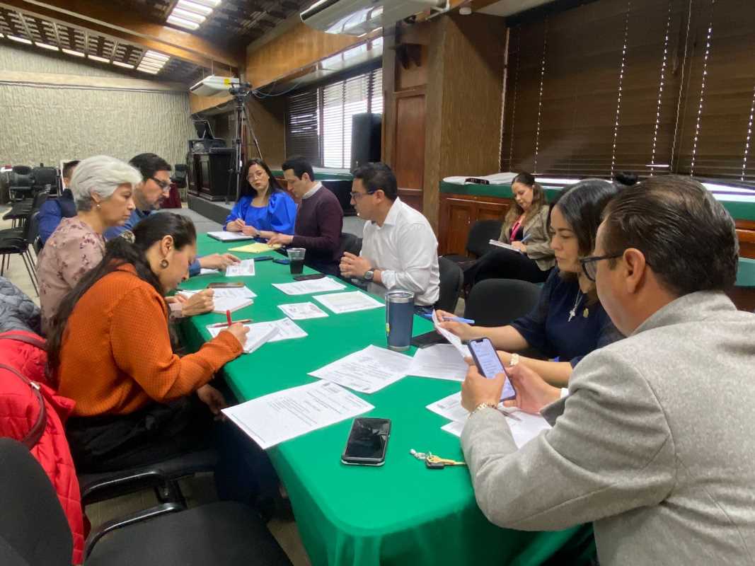 Tratan regidores el tema de los migrantes