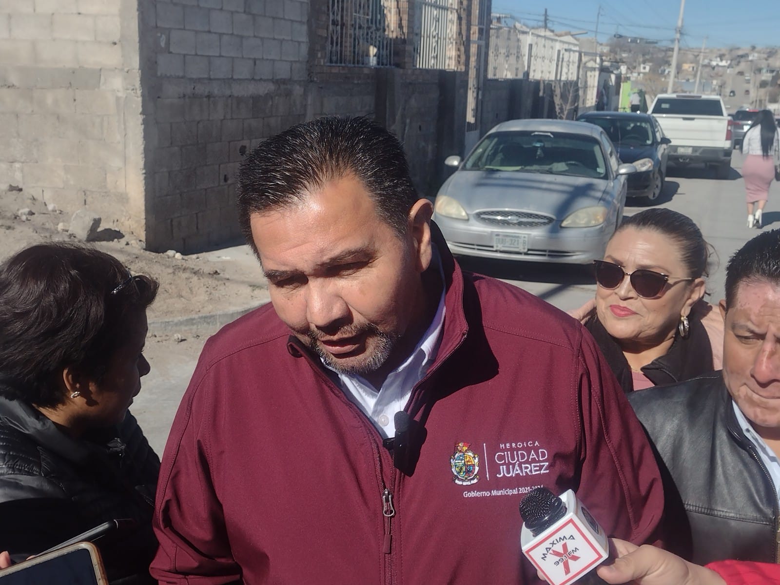 Abre Contraloría investigación sobre policías que detuvieron a migrantes.