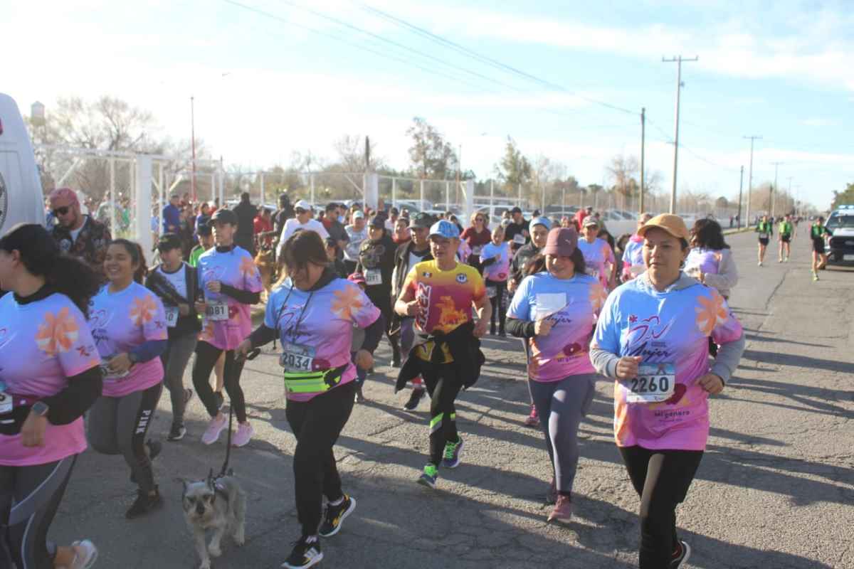 Más de 1,500 competidores participaron en la Carrera Municipal de la Mujer 2023 