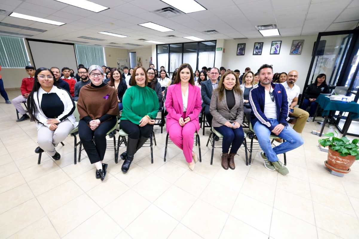 Imparte DIF Municipal ciclo de conferencias “Creer, Crear y Crecer” en el COBACH 11