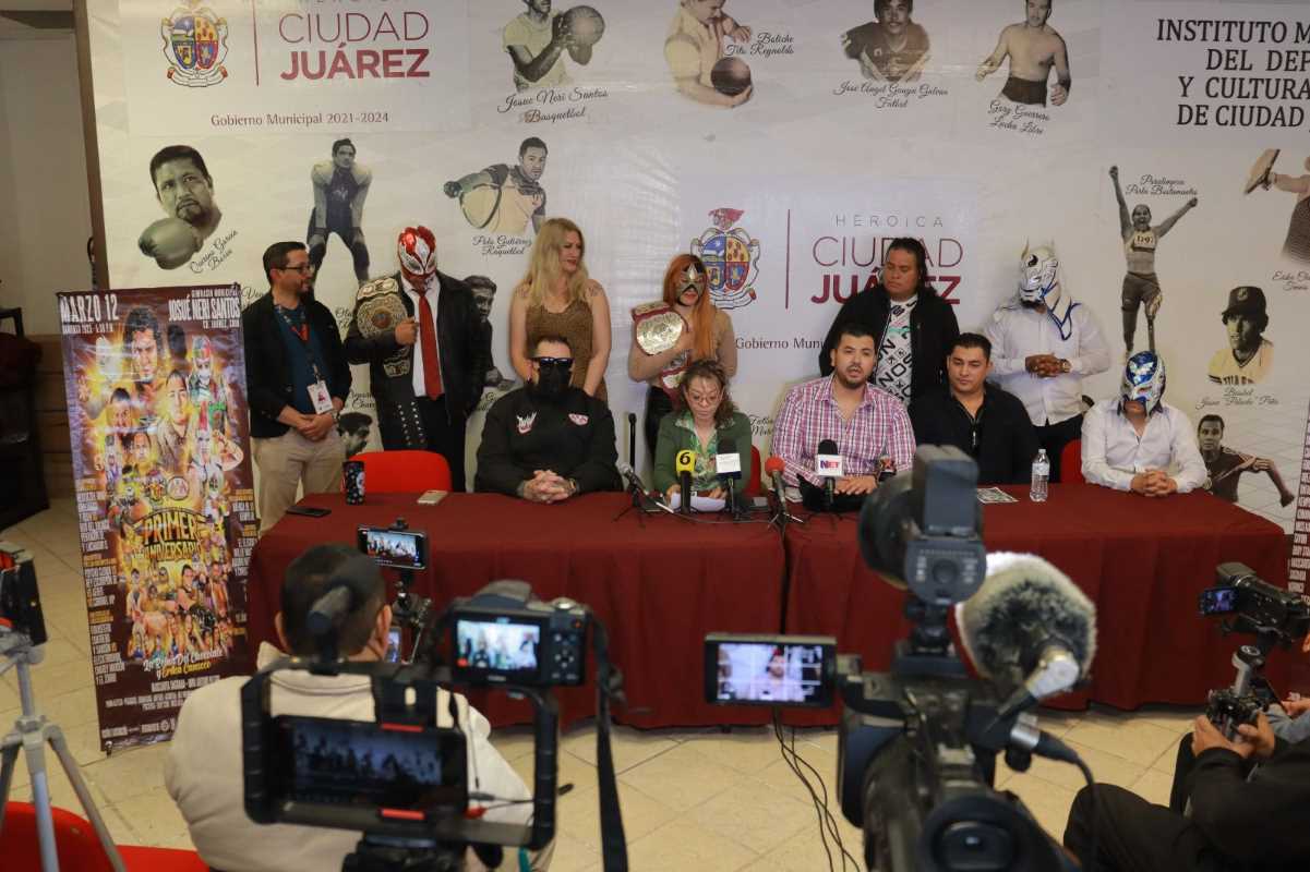 Lucha libre de Campeonato Mundial en el Neri Santos
