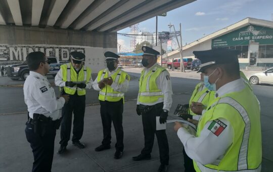 Alertan por semáforos apagados en avenida Insurgentes