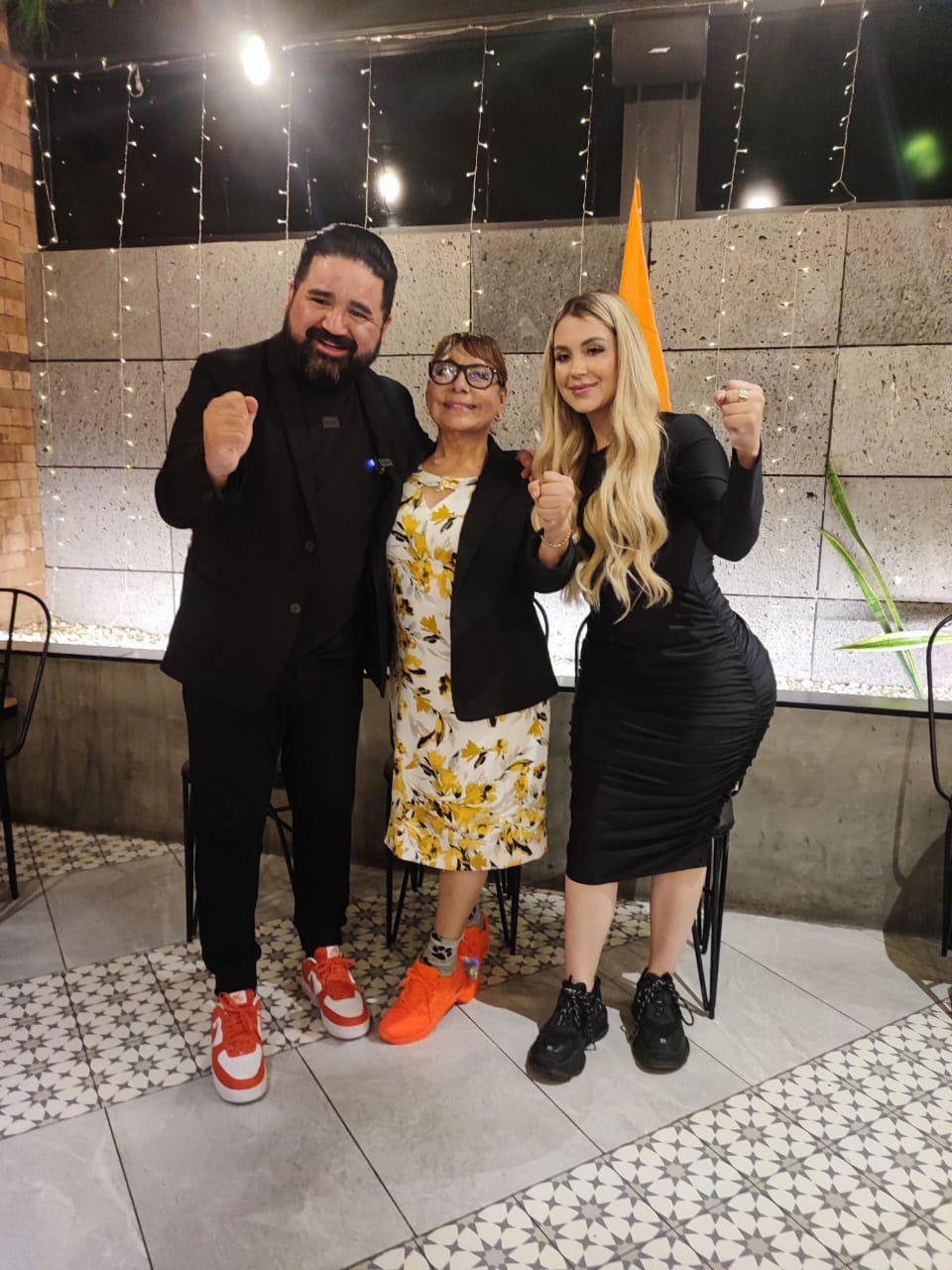 Anuncia MC registro de Esther Mejía como candidata a la alcaldía.