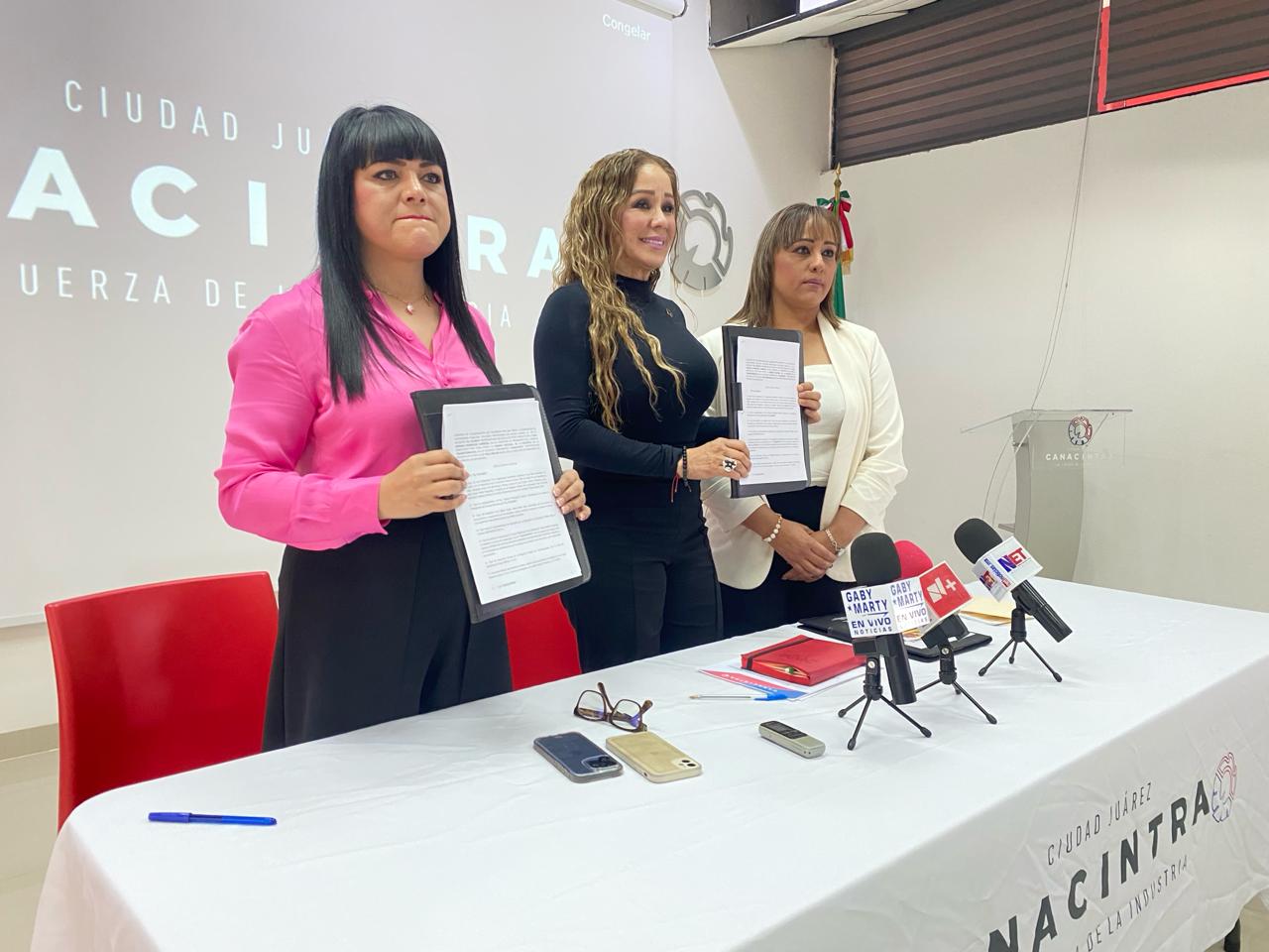Firma CANACINTRA convenio de colaboración con la Asociación de Contadores Públicos.