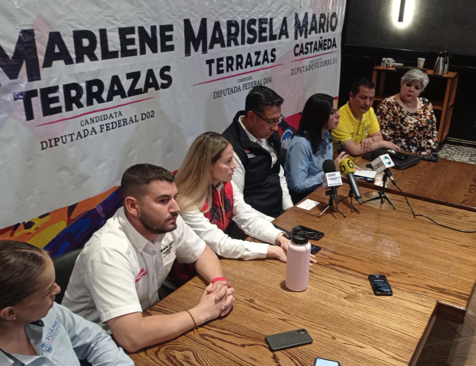 Presentan a Rogelio Loya como coordinador municipal del Frente Amplio por México.