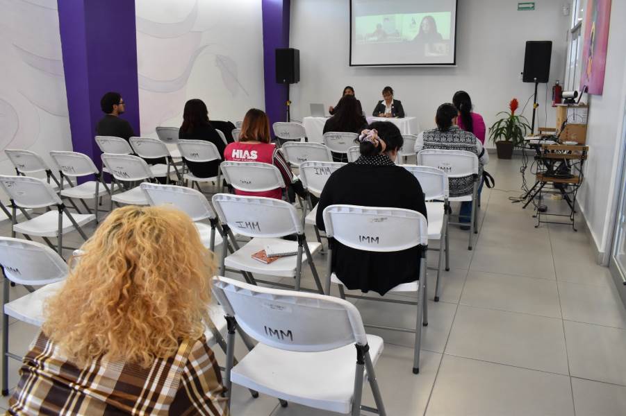 Participa IMM en conversatorio sobre los derechos humanos de las mujeres