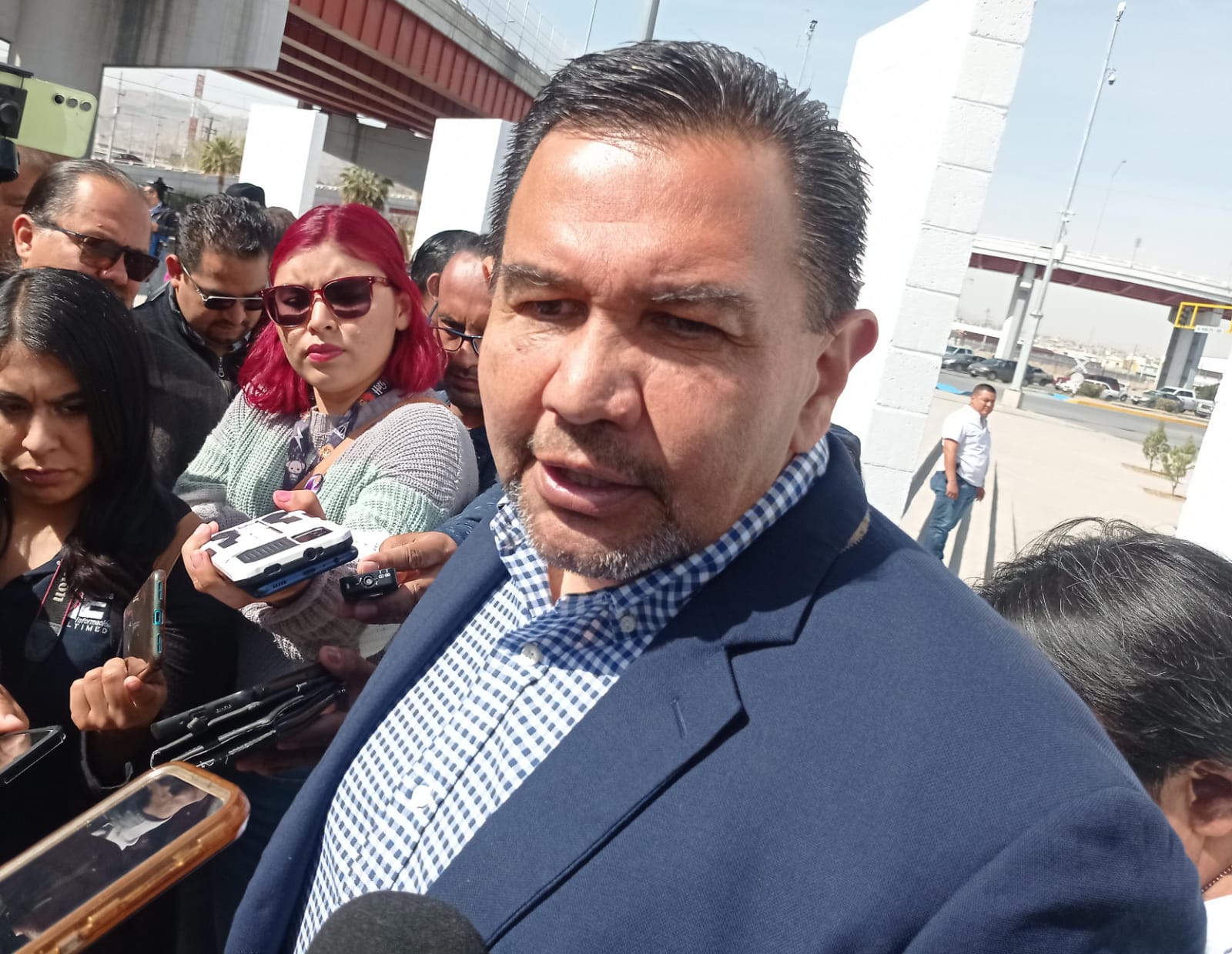 Proyectan demanda contra Rogelio Loya por arranque anticipado de campaña.