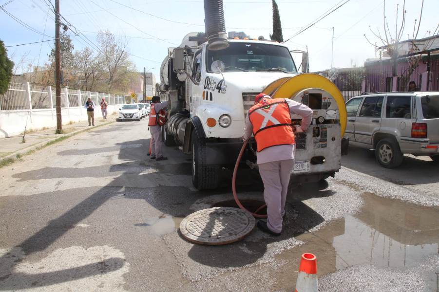 Realiza JMAS labores de prevención y mantenimiento en Colonia Reforma