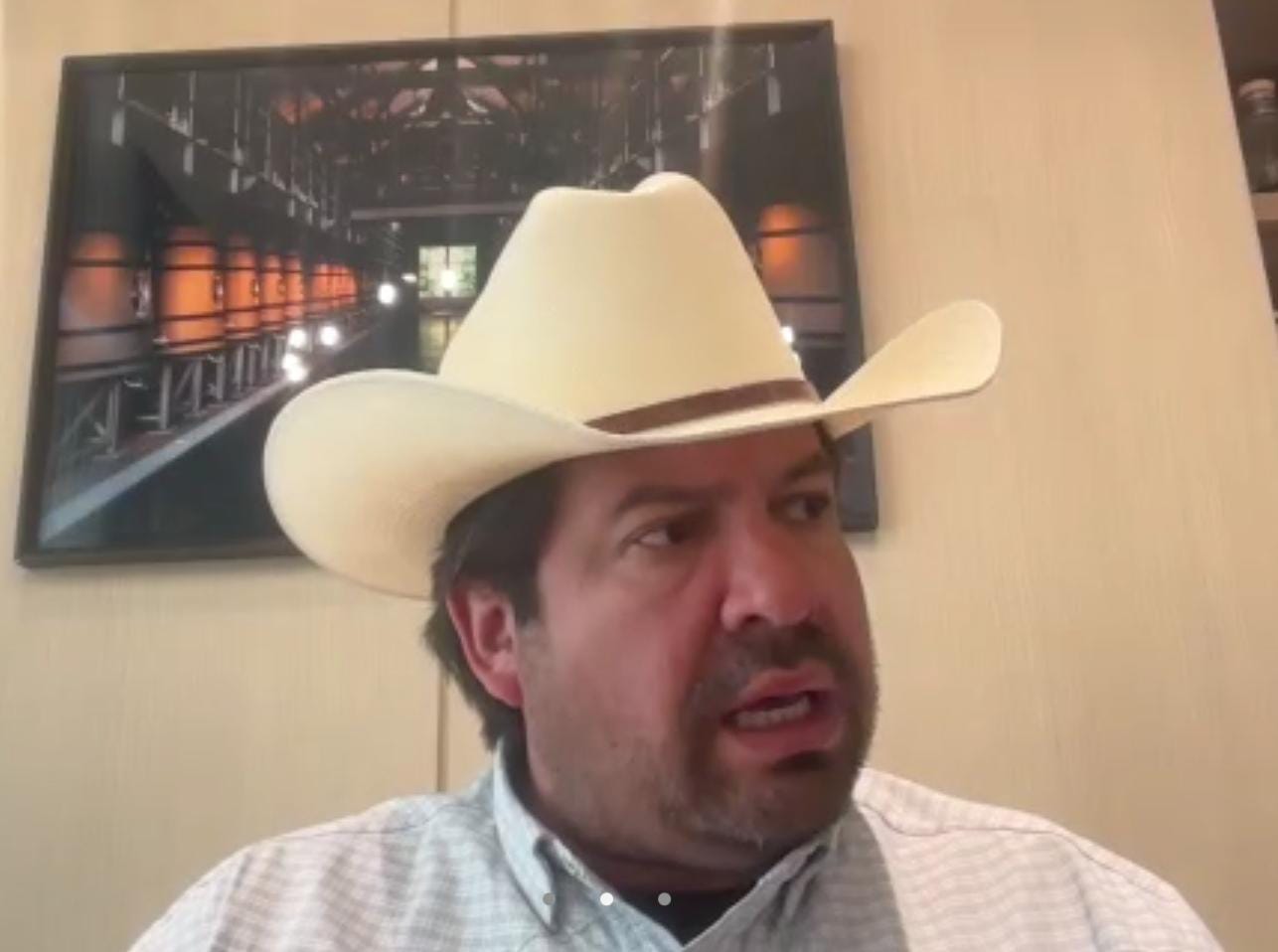 Viven ganaderos la peor crisis en su historia; cierre a la exportación se suma a los embates de EEUU.