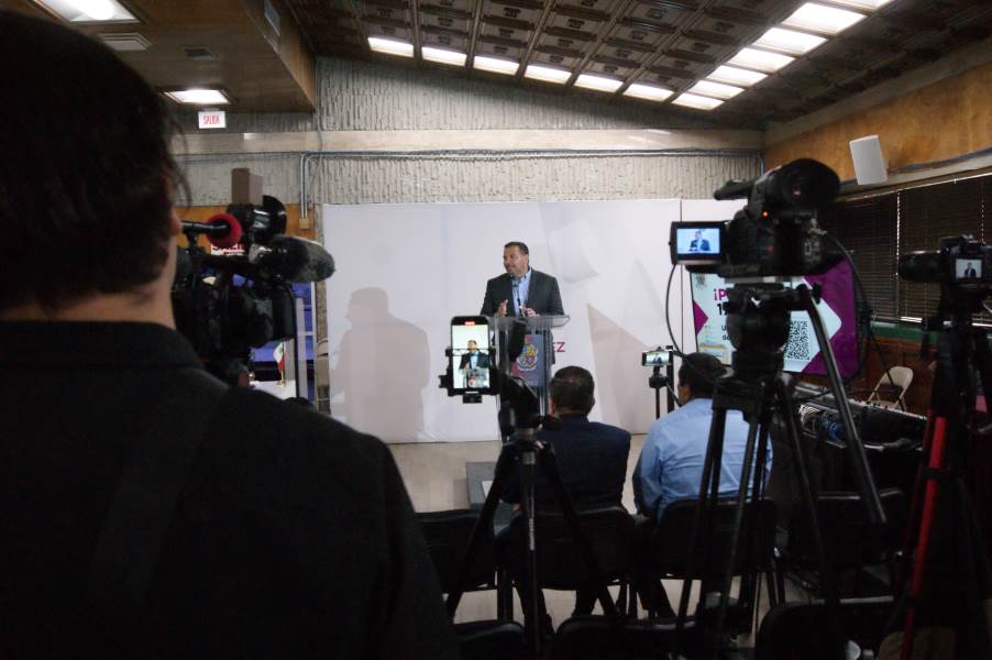 Reconoce alcalde reacción inmediata de la federación por el cierre a la exportación de ganado.