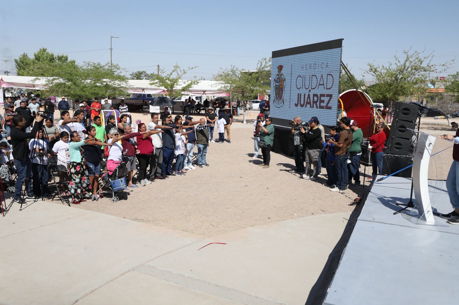 Encabezó alcalde cruzada y reiteró alcalde apoyo a los juarenses