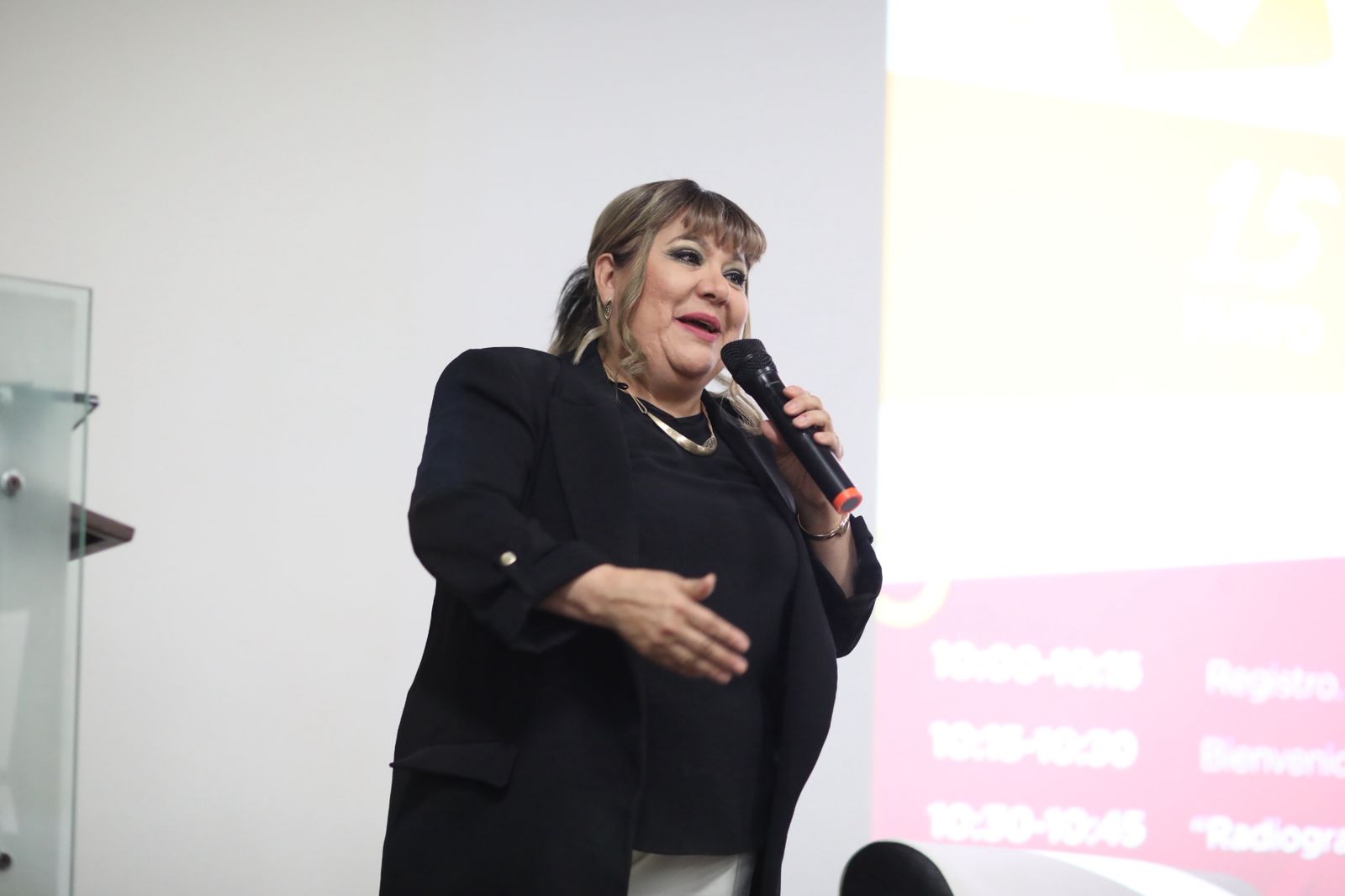 Celebran con éxito el Foro Familias Fuertes, Mentes Sanas.