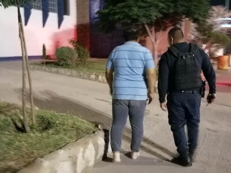 Frustran policías municipales intento de suicidio