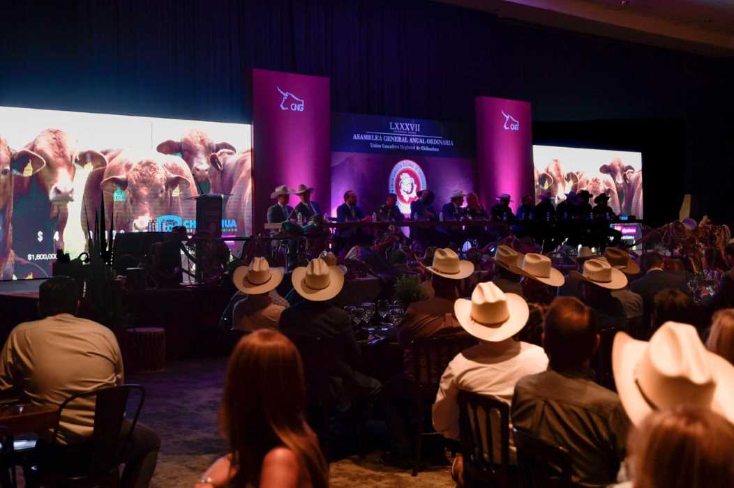 Encabeza gobernadora la Octogésima Asamblea Anual Ordinaria, de la Unión Ganadera Regional Ganadera de Chihuahua
