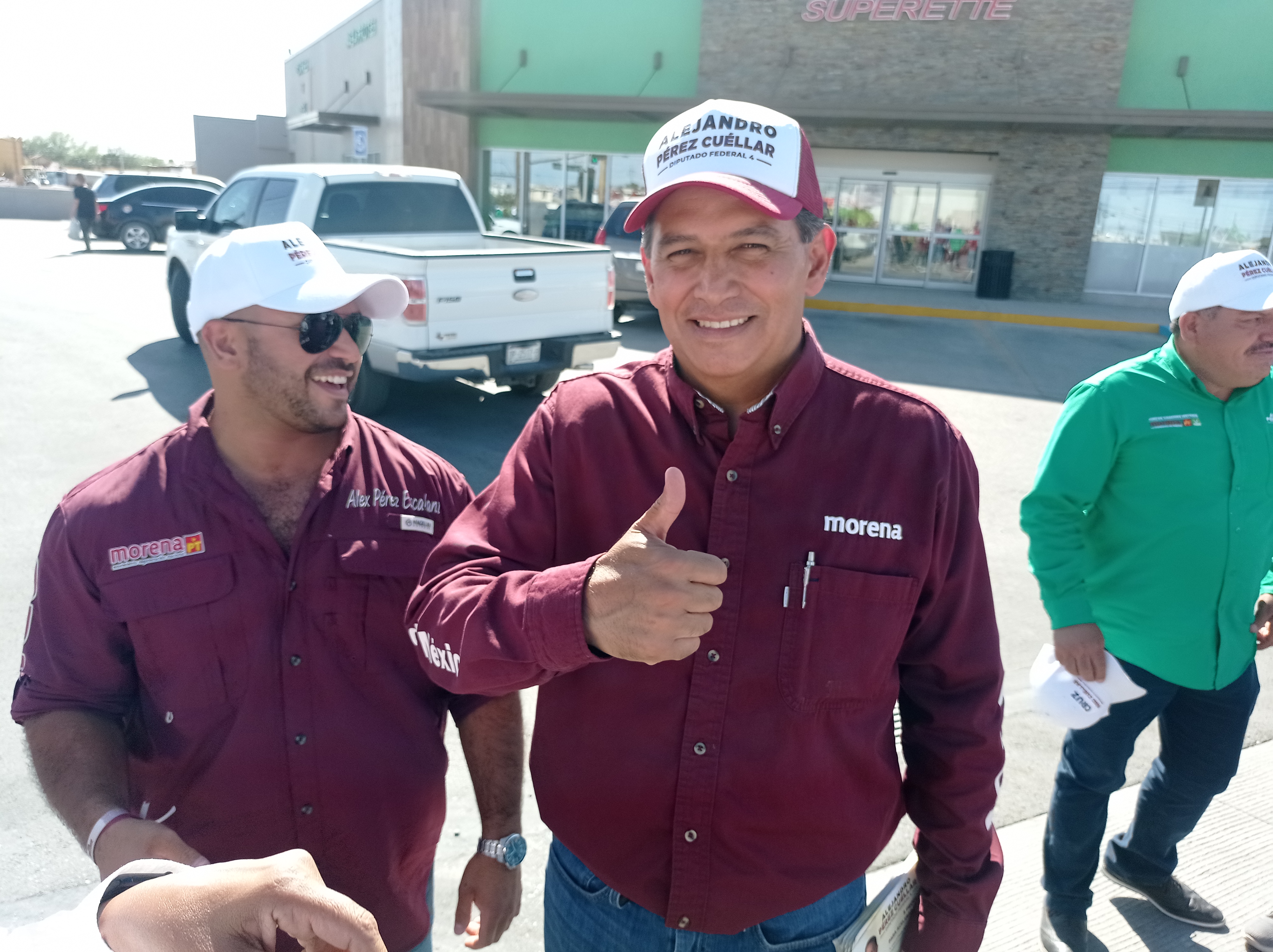 Cierra Alejandro Pérez Cuéllar con una aceptación del 80 por ciento.