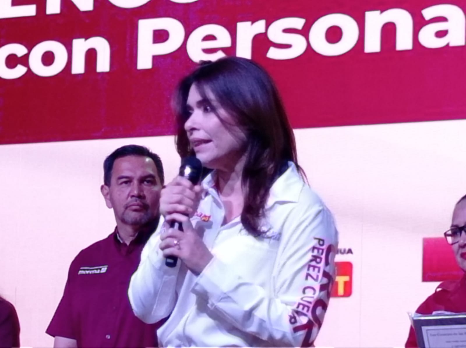 Refrendan adultos mayores apoyo total a Cruz Pérez Cuéllar.