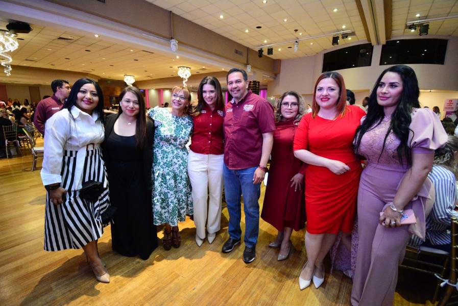 Cruz Pérez Cuéllar Participó en el “Encuentro de Mujeres por Juárez”
