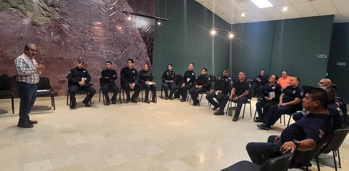 Capacitan a Policías Municipales sobre prevención en caso de extravío y desaparición