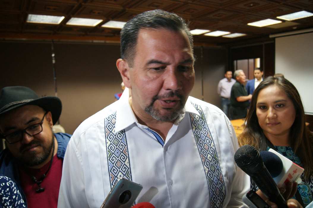 Es necesario que legisladores comiencen a formar programa de registro vehicular permanente.