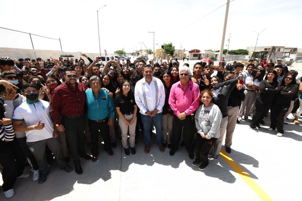 El Gobierno Municipal hace las obras que la gente manda: Presidente Cruz Pérez Cuéllar