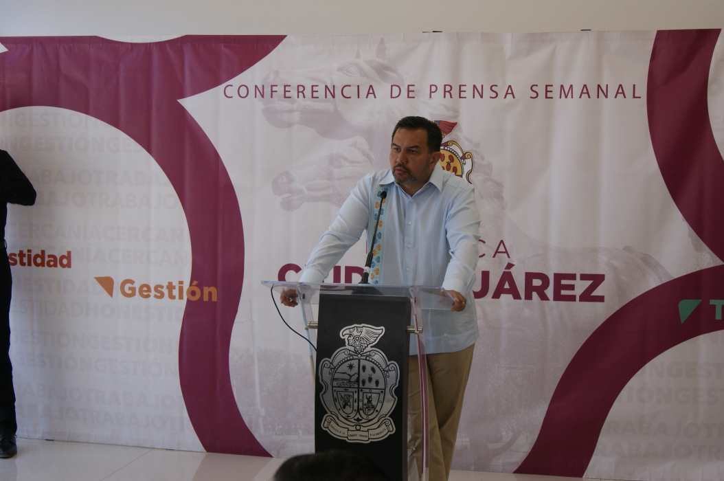 Reportan disminución de migrantes en el campamento de la Presidencia Municipal.