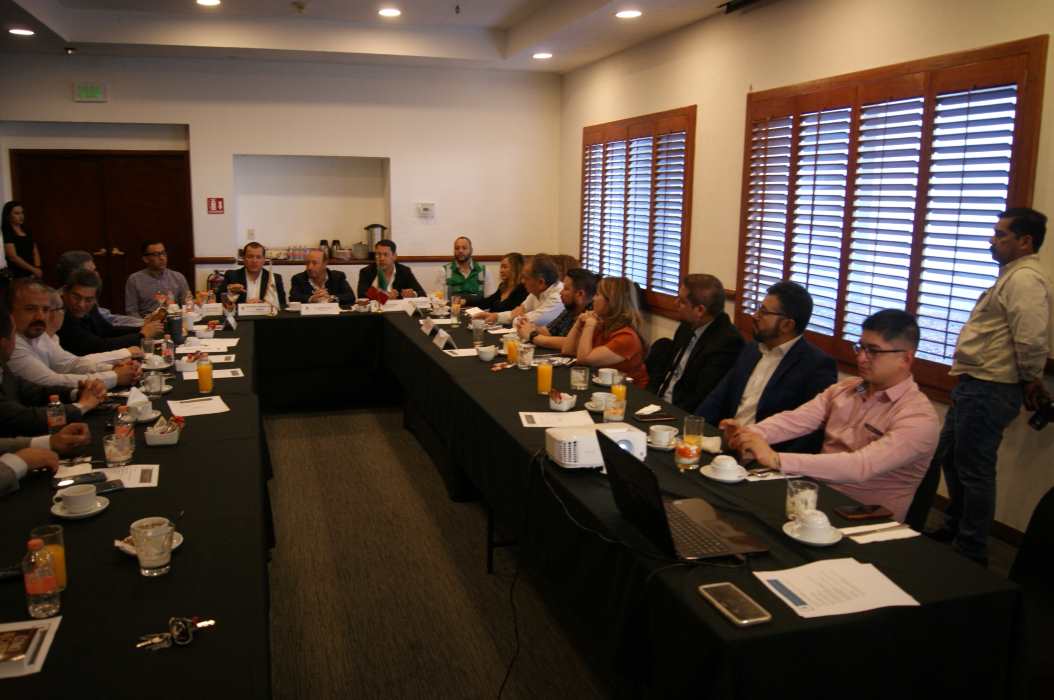 Logra IMSS contratación de 160 especialistas para nuevo hospital en Juárez.